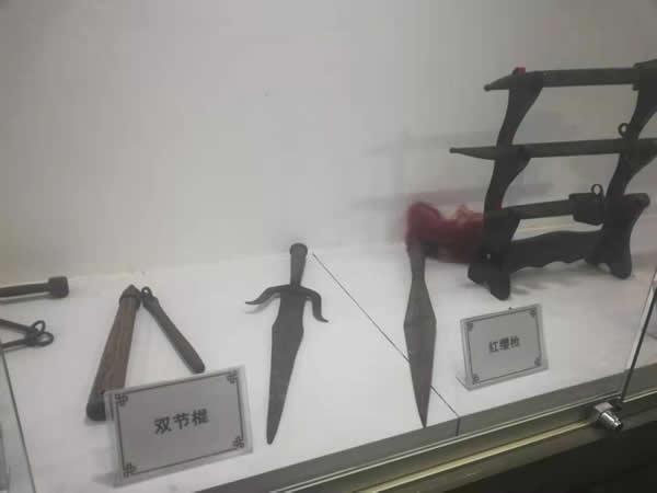 红缨枪、双节棍